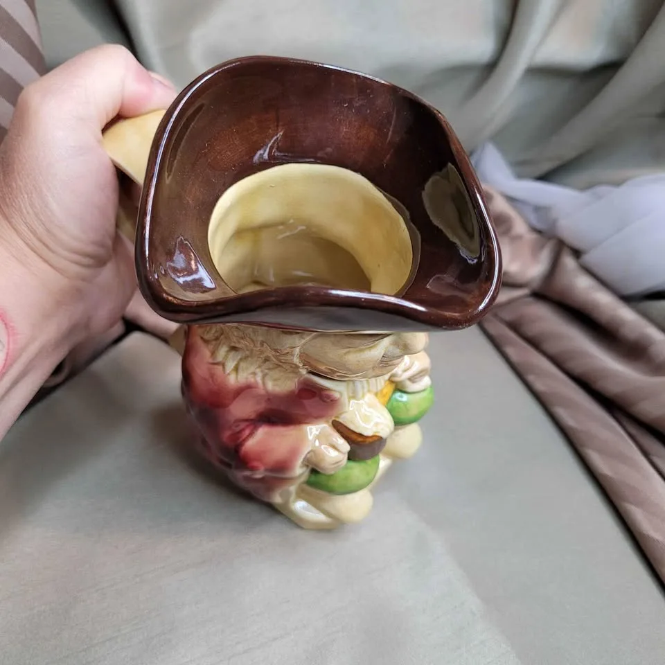 Wood & Sons 'L.S. Philpot' Toby Mug image indicator(7)