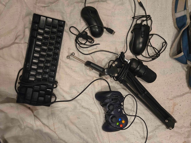 Gaming Peripherals (Contact me)