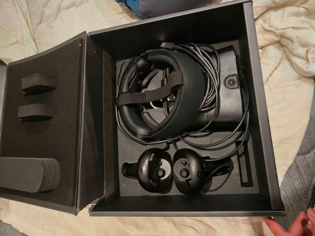 Oculus Rift S - photo 2