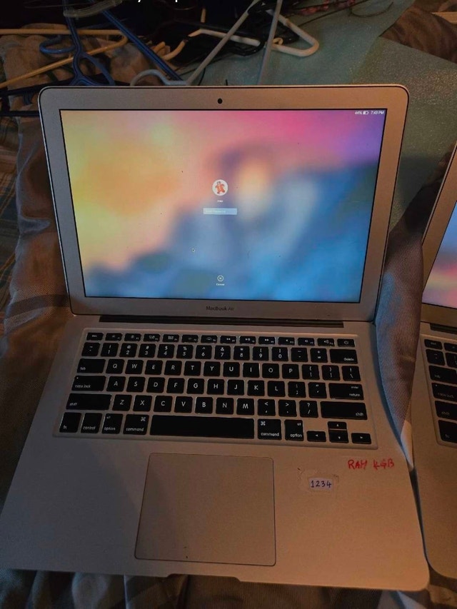 Two 2011 MacBook Air - photo 2