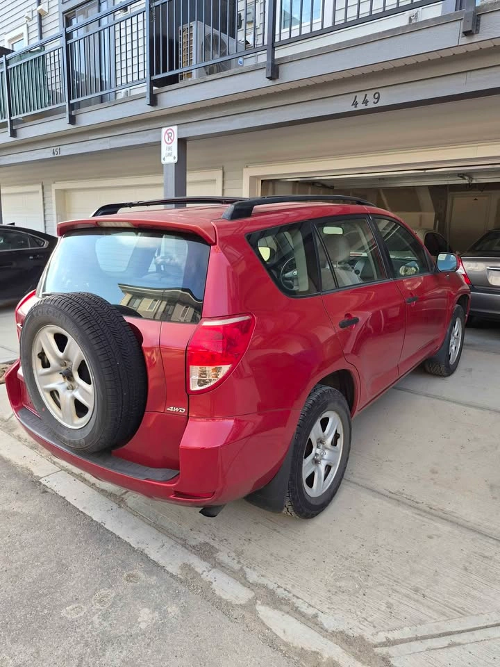 2007 Toyota RAV4 - photo 4