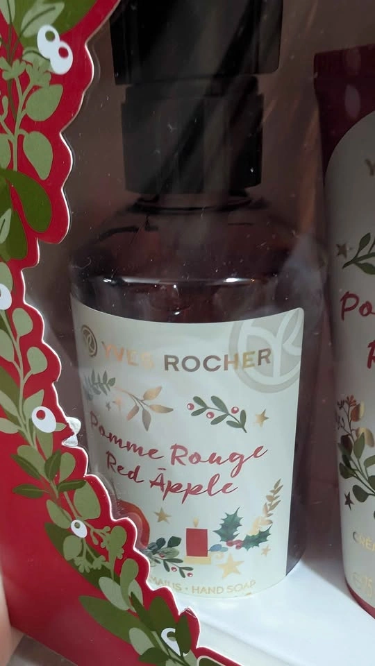 NEW Yves Rocher Red Apple Bath Collection Gift Set + FREE Candle - photo 5