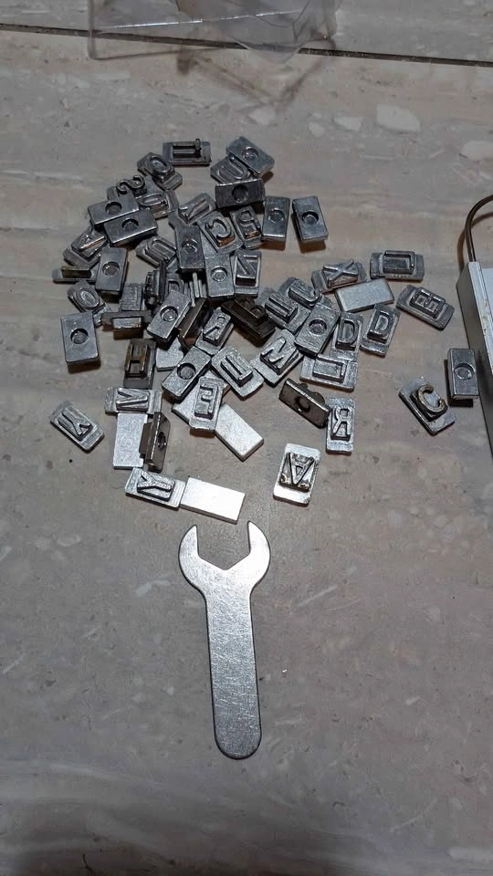 Customizable BBQ Branding Iron Kit w/ Letters - photo 4