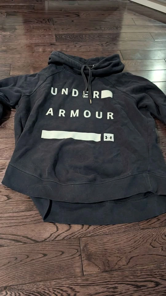 Women's Size M Under Armour Black Hoodie - photo 5
