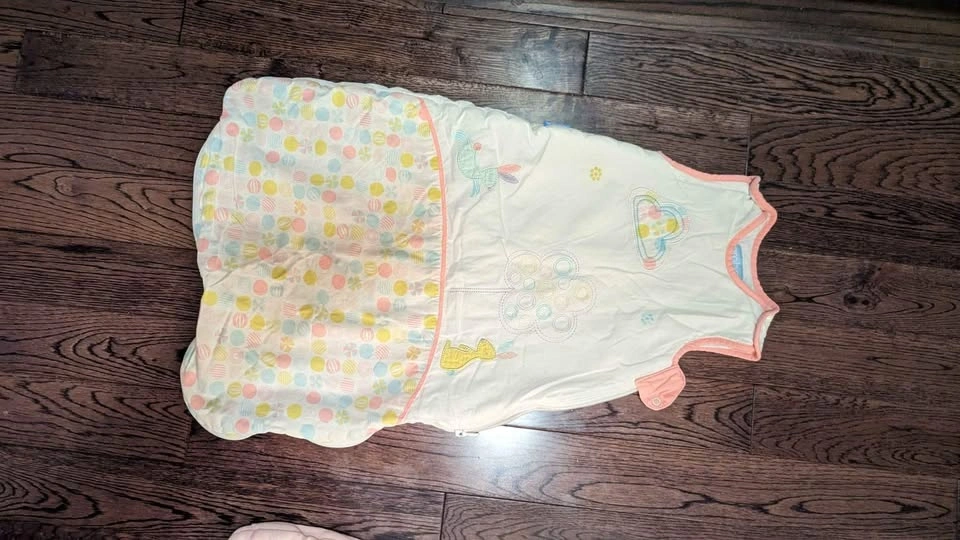 X2 baby girl sleep sacks 0-6 & 12-18 months - photo 2