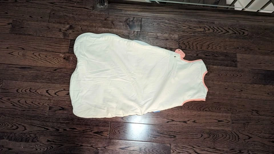 X2 baby girl sleep sacks 0-6 & 12-18 months - photo 3
