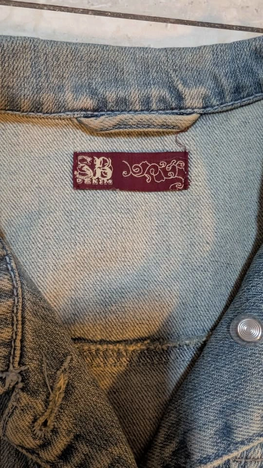 Denim Small Women's Light Wash Jean Jacket - photo 4