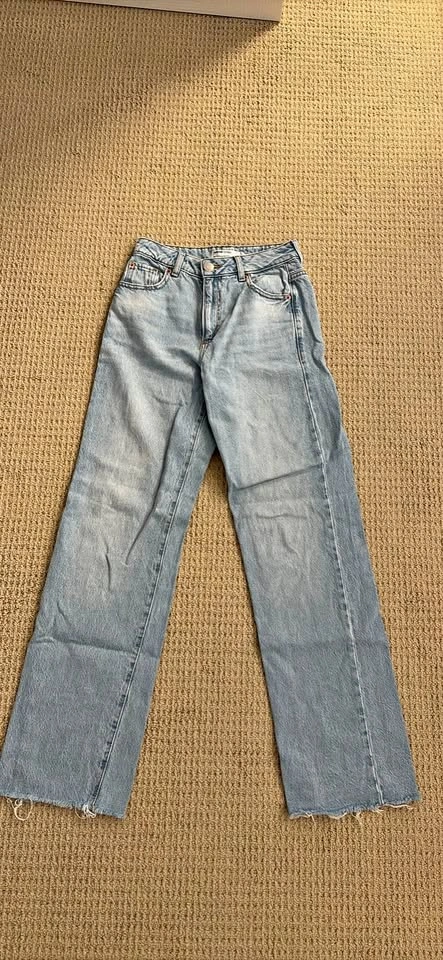 GARAGE- Womens 90’s straight jeans size 0