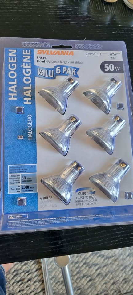 Sylvania GU 10 bulbs 50 Watt (6)