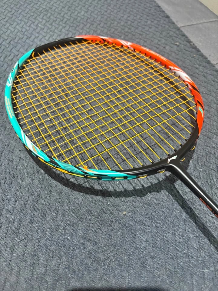 Li-Ning Halbertec 7000