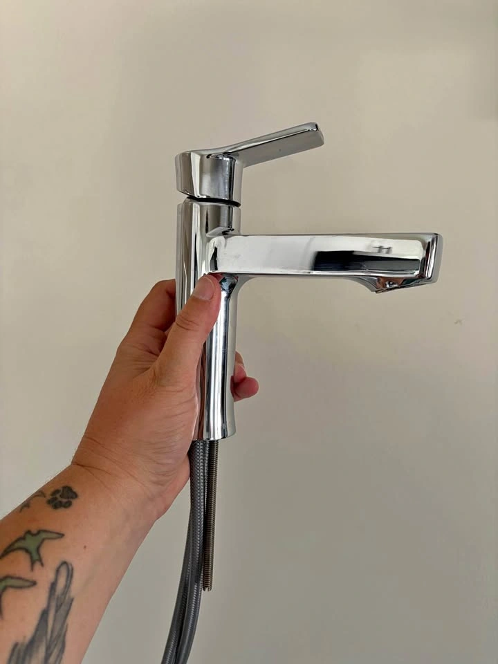3 x Moen Single-Handle Bathroom Faucet