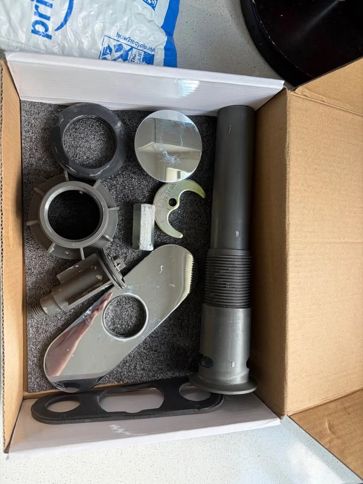 3 x Moen Single-Handle Bathroom Faucet - photo 5