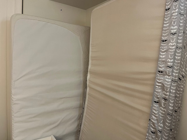 2 Twin 8-Inch Mattresses – Good Condition - photo 2