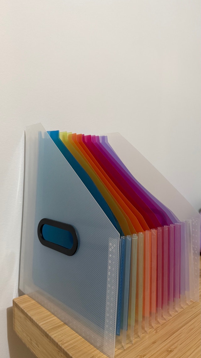 Rainbow Expanding File Folder - photo 3