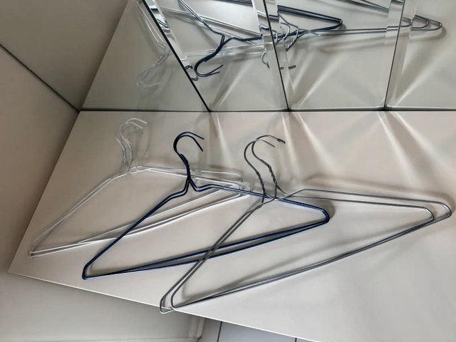 MAURICE Metal Hangers - photo 2
