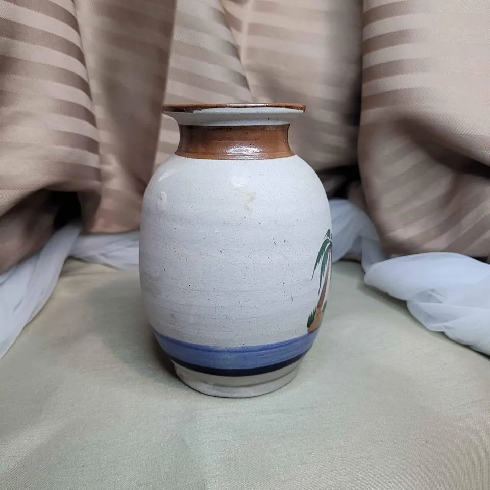 Beautiful Vintage Pto. Puerto Vallarta Mexico Hand Painted... image indicator(4)