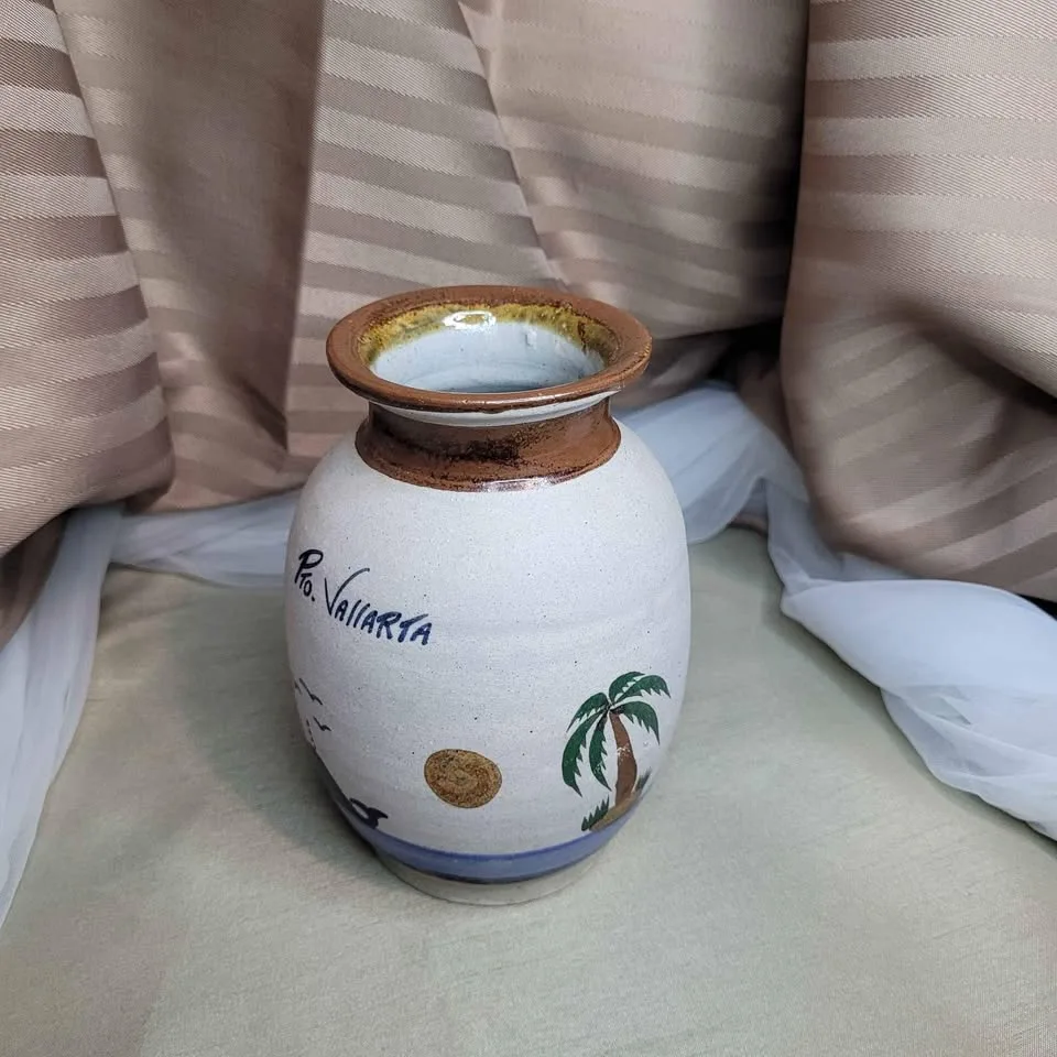 Beautiful Vintage Pto. Puerto Vallarta Mexico Hand Painted... image indicator(7)