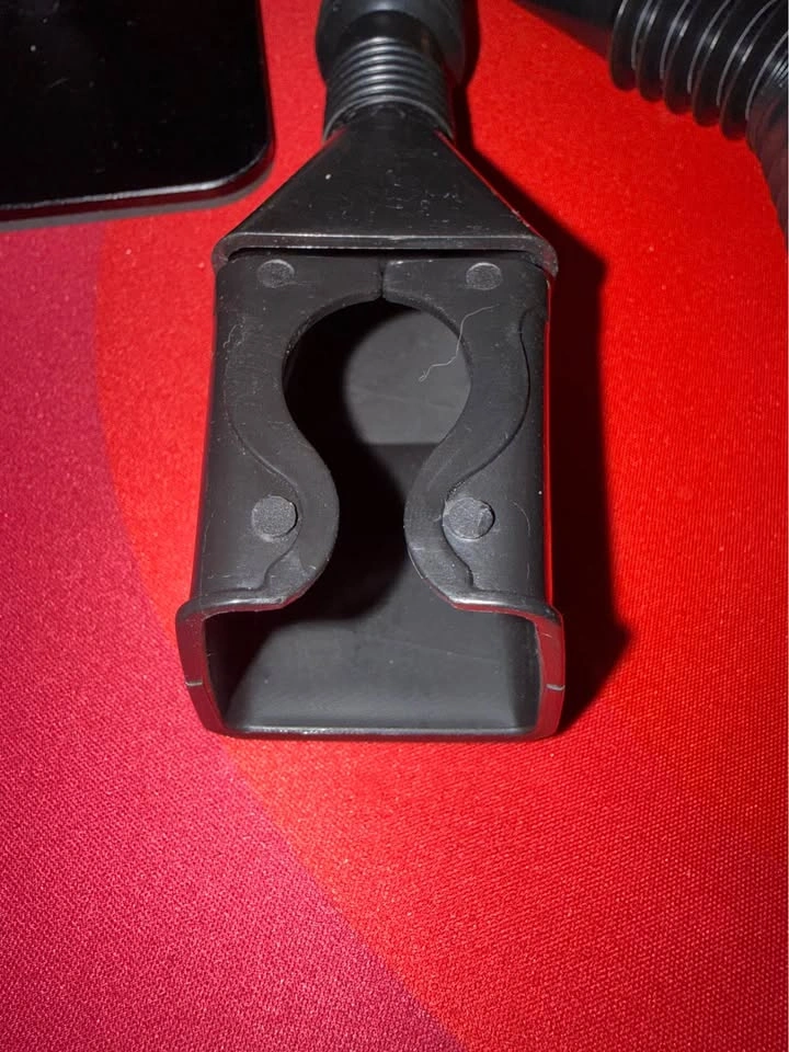 Pair of Flexible Plastic Funnels for wiper fluid jugs - photo 3