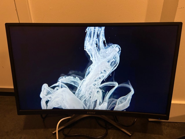 Msi Curved 144Hz Gaming Monitor || Like New - photo 2