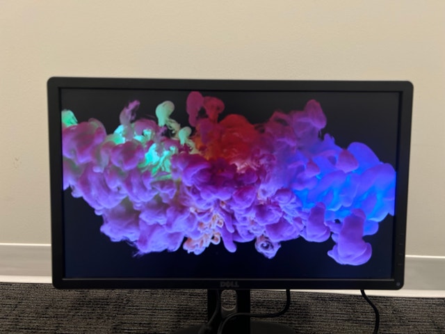 Dell Budget Friendly 24” Mountable Monitor || Working Perfectly - photo 2