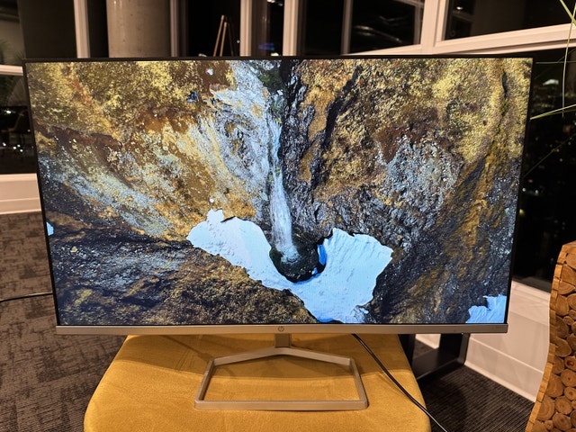 Hp 27” Ultra Sleek Monitor with Great Picture Quality - photo 2