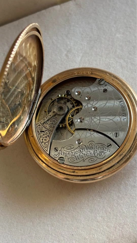 Vintage American Waltham Watch Co. Pocket Watch - photo 2