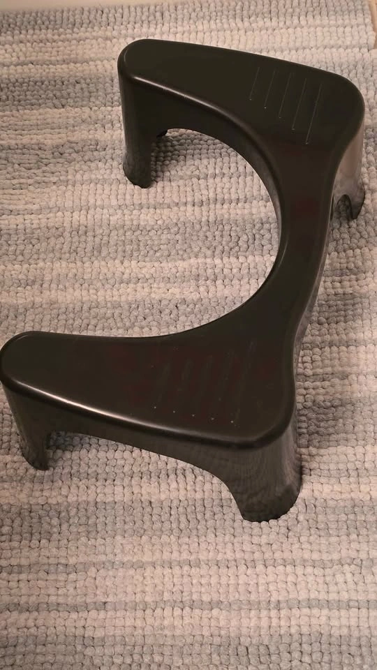 Squatty Potty Curve Toilet Stool 7" Black - photo 2