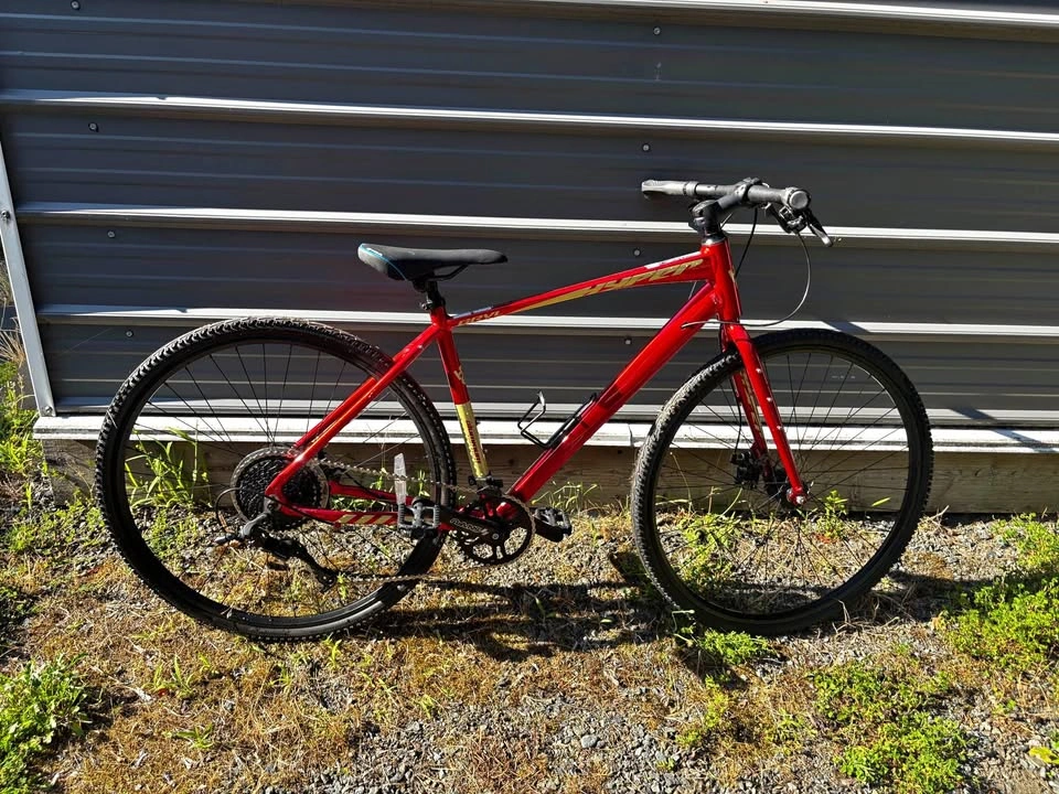 Hyper 700c Gravel / Hybrid Bike – 17" Aluminum Frame