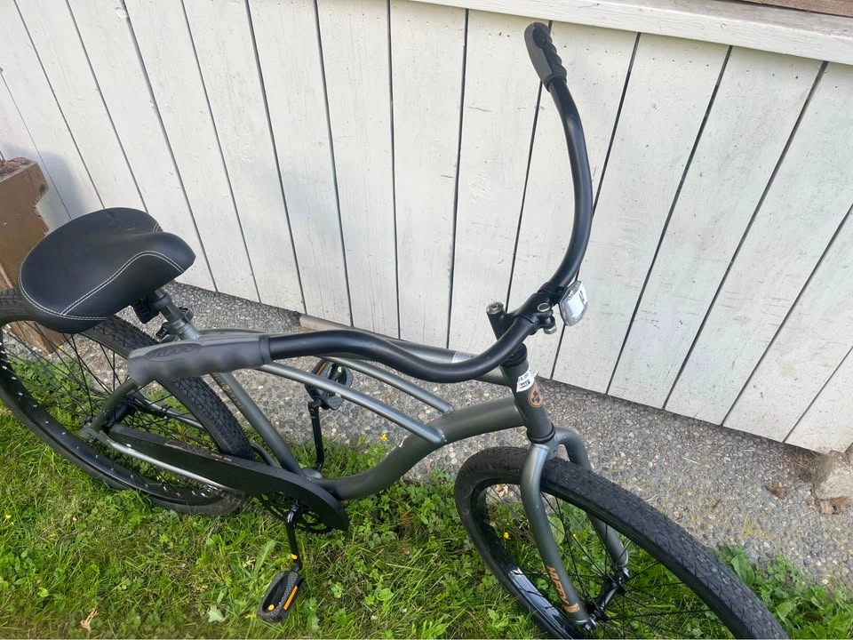 Single-Speed Cruiser Bike - Huffy - photo 5
