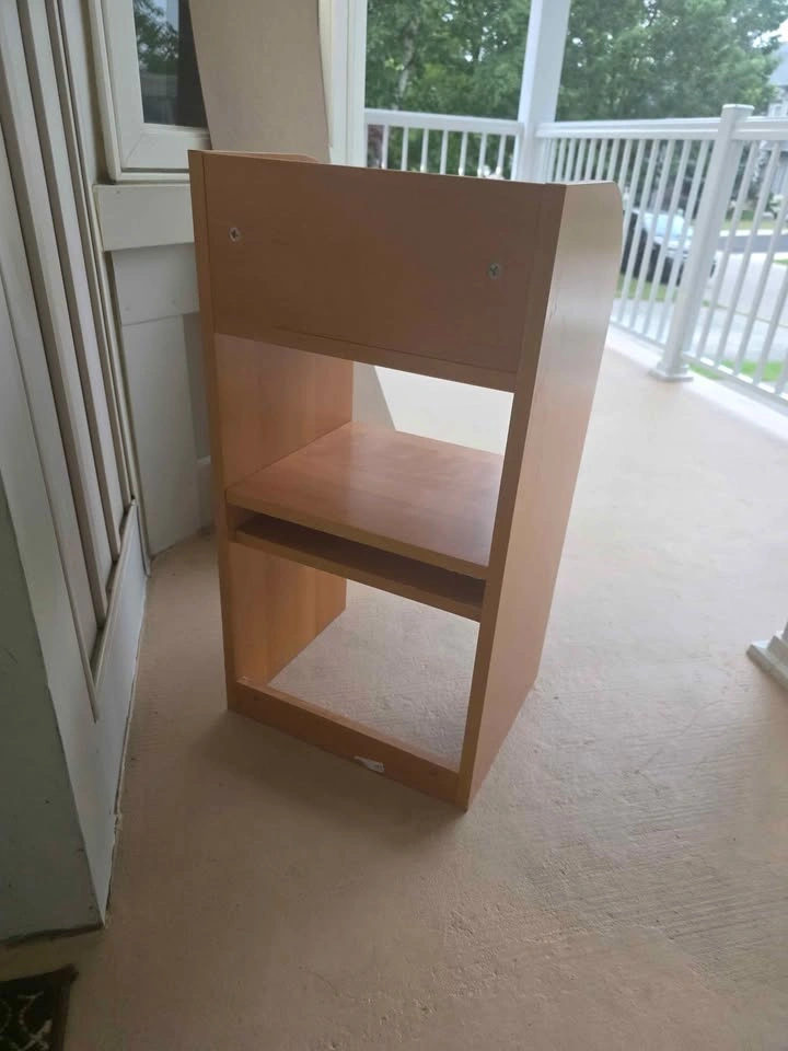 Light Wood 3-Shelf Bookshelf/ Nightstand - photo 5