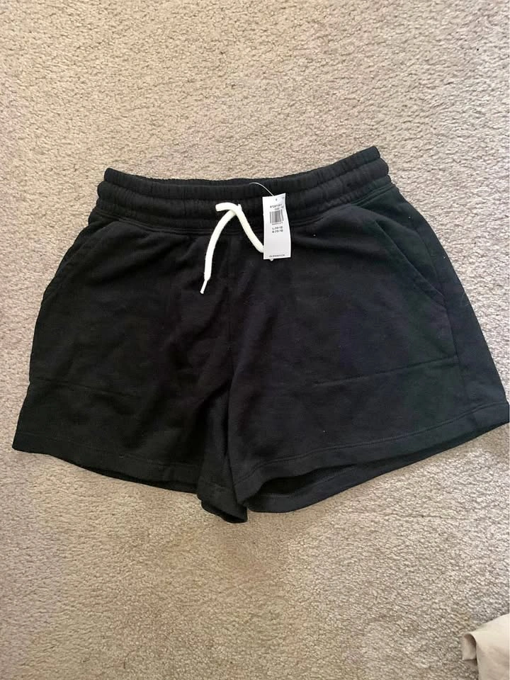 Brand New Old Navy Girls Shorts (Size 10/12)