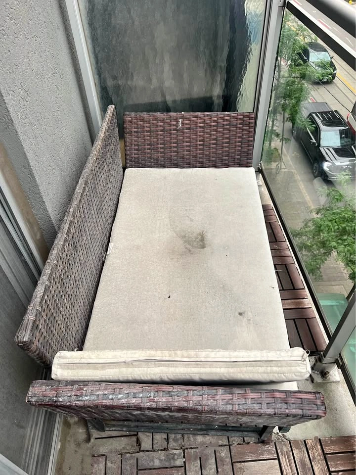 FREE Patio Bench lounge with Cushion