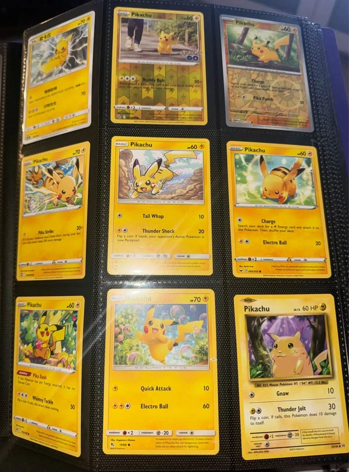 Pikachu/raichu Pokémon card lot - photo 2
