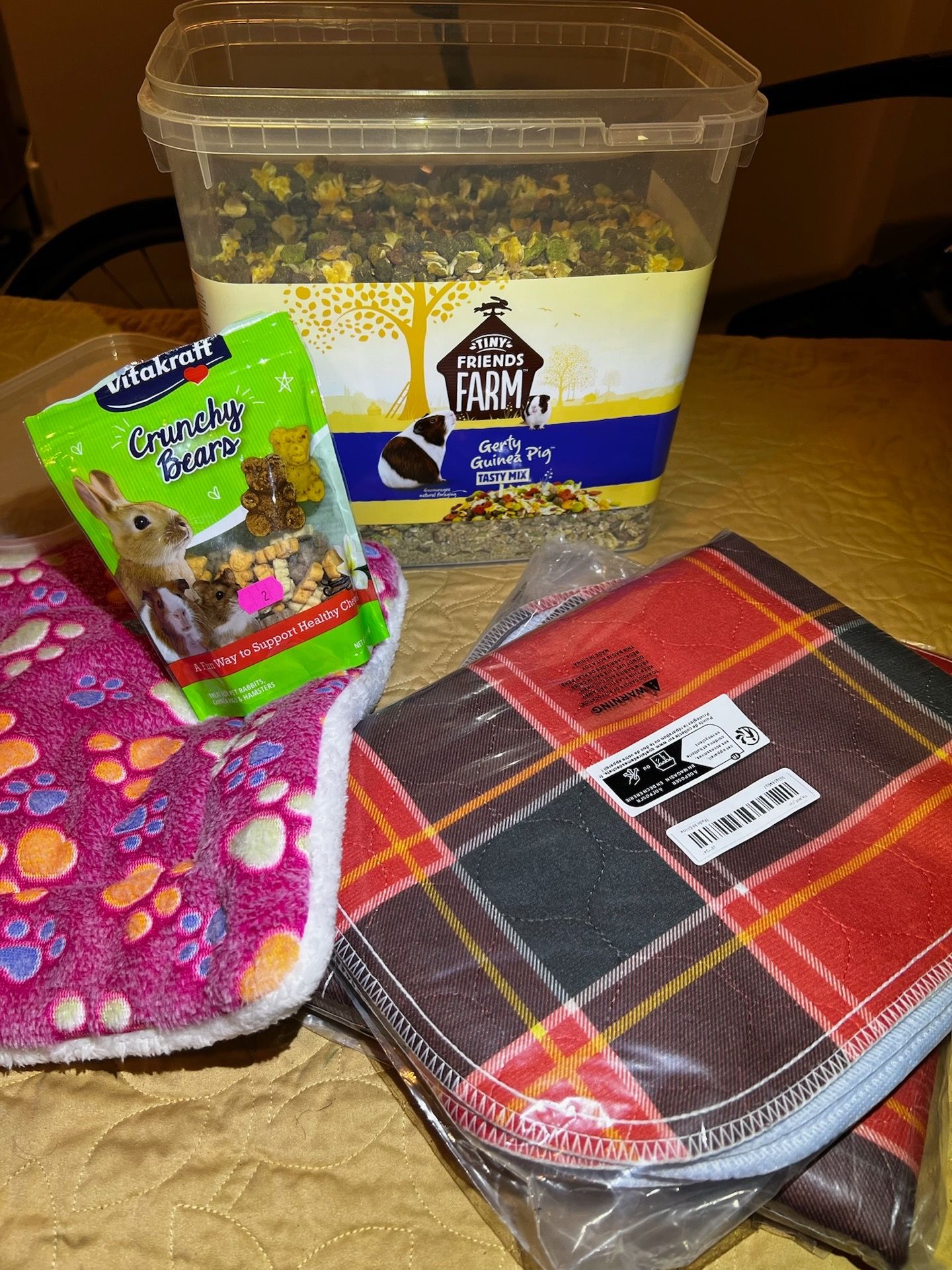 Make an offer! Guinea Pig & Small Pet Starter Supply Bundle - photo 4