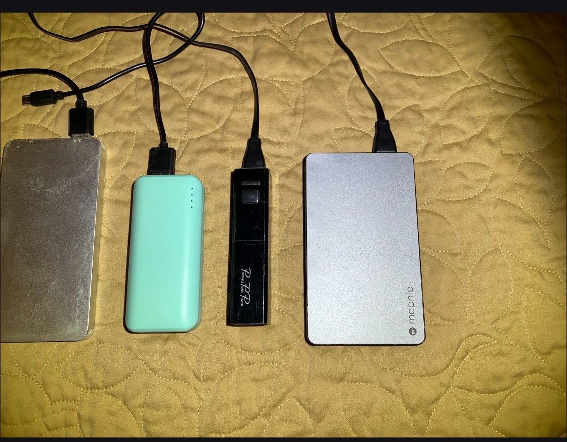 Lifting Straps, Power Banks, and iPhone 6s Plus Screen Protector - photo 3