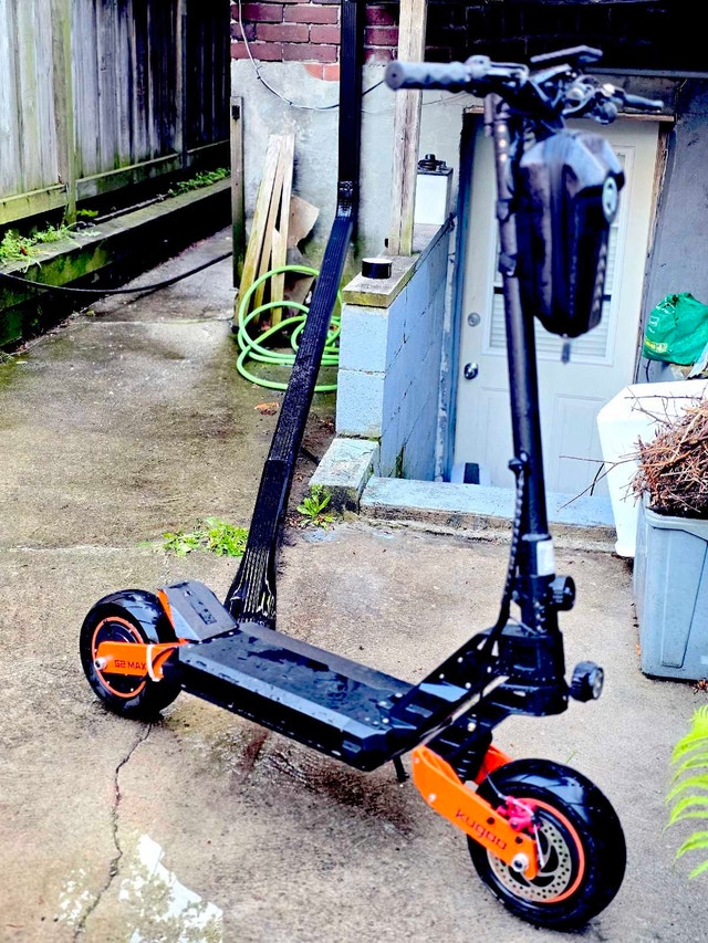 Kugoo G2 Max Electric Scooter