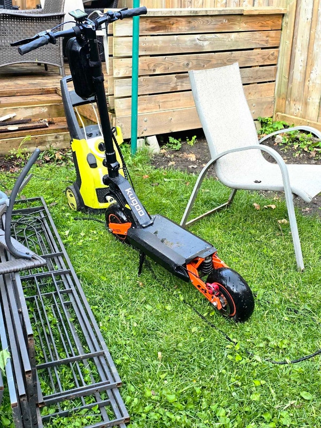 Kugoo G2 Max Electric Scooter - photo 2