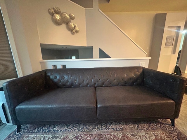 FOR SALE: Chesterfield-Style Sofa — Espresso - photo 4