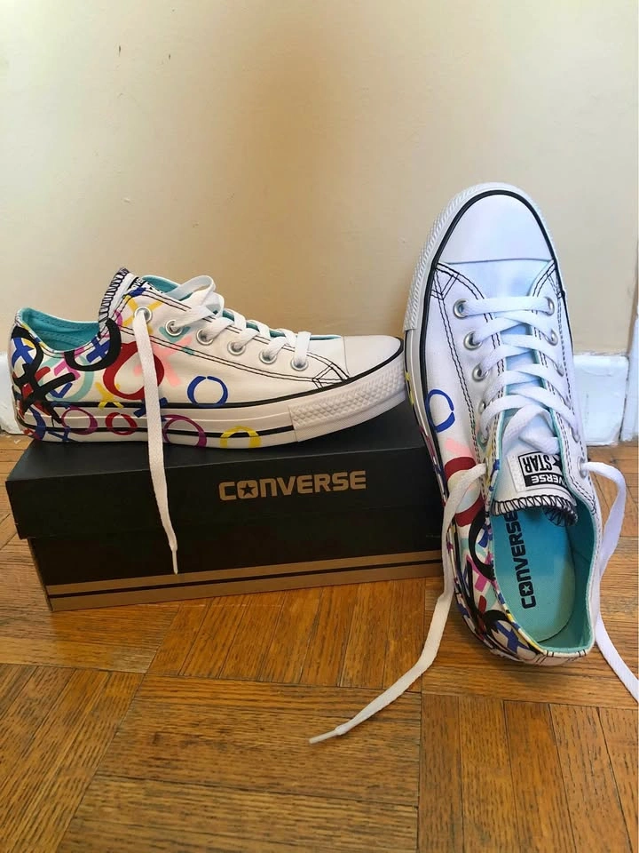 NEVER WORN Mens 7/ Womens 9 Converse All Star Ox