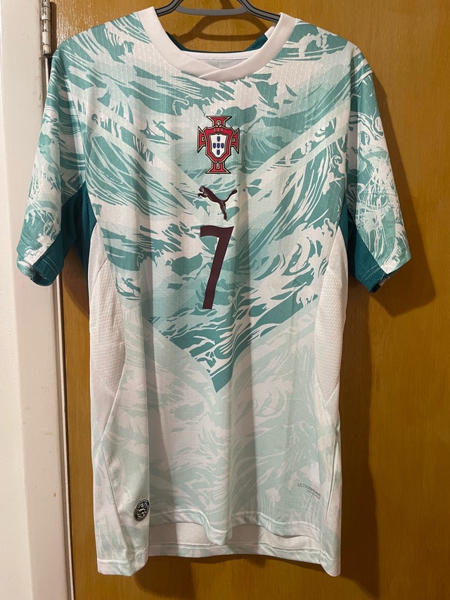 Replica Portugal Away Player Jersey with Ronaldo nameset