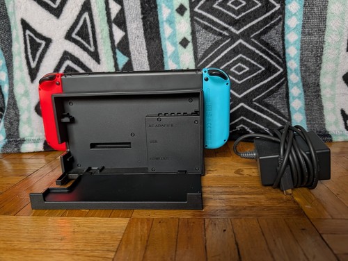 Nintendo Switch - photo 4