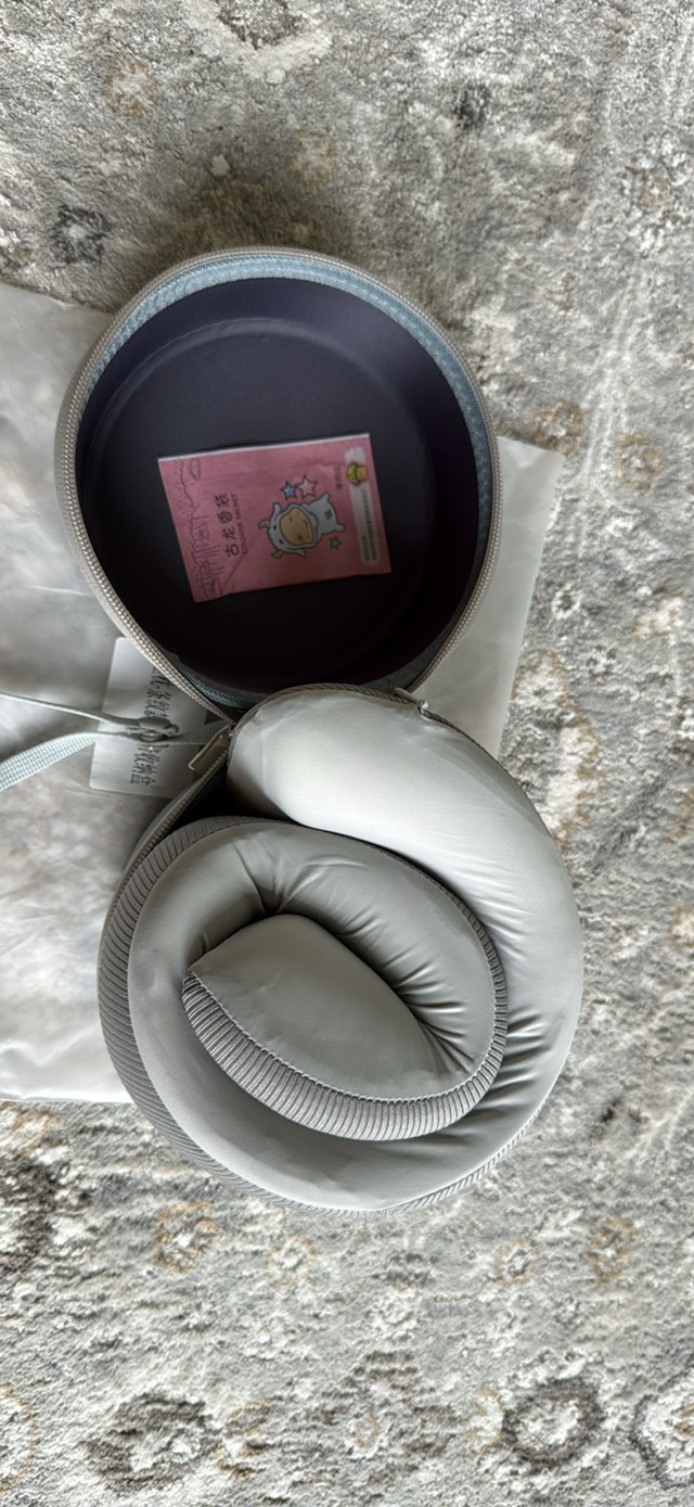 Travel Neck Pillow with Case - photo 2