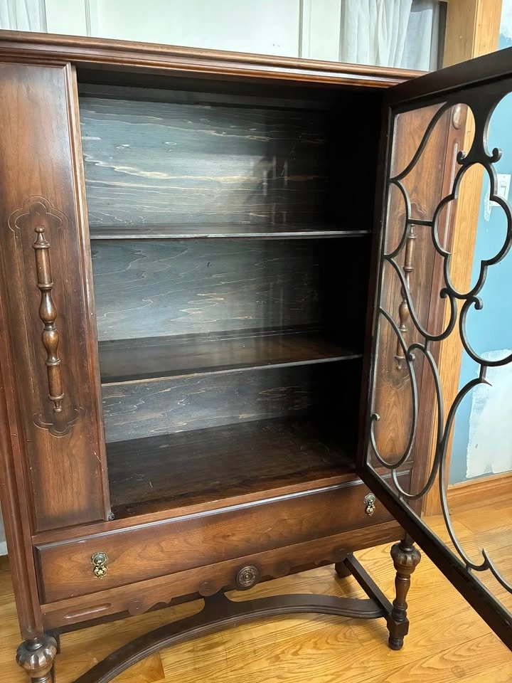 Antique dining room cabinet with glass door - photo 2