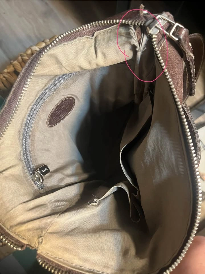 Roots Leather Crossbody Bag - photo 4