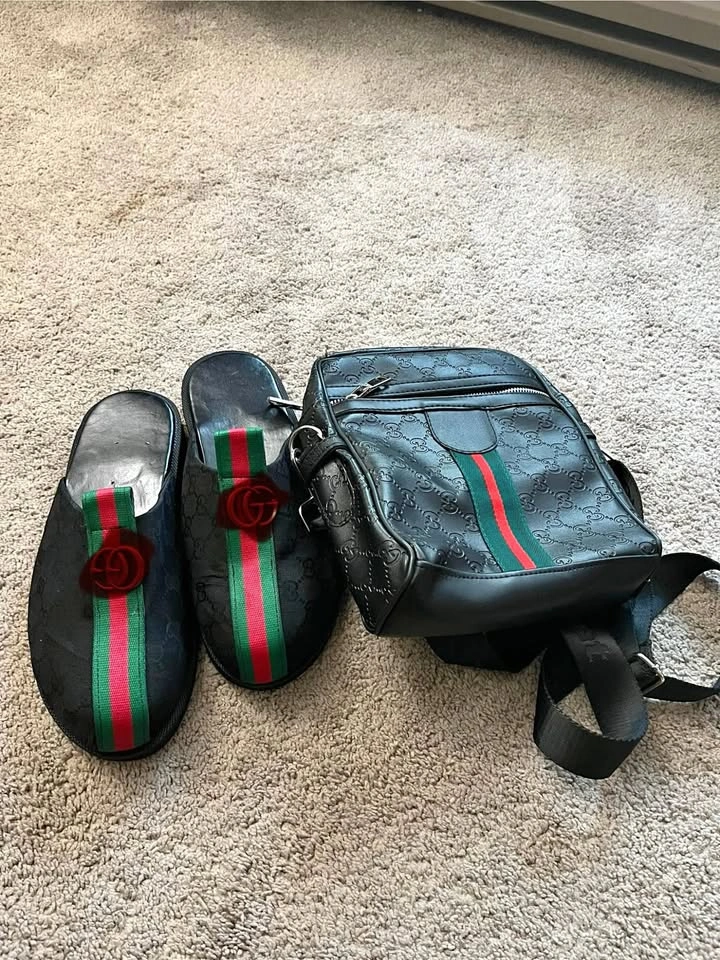 Leader slides with cross body bag
