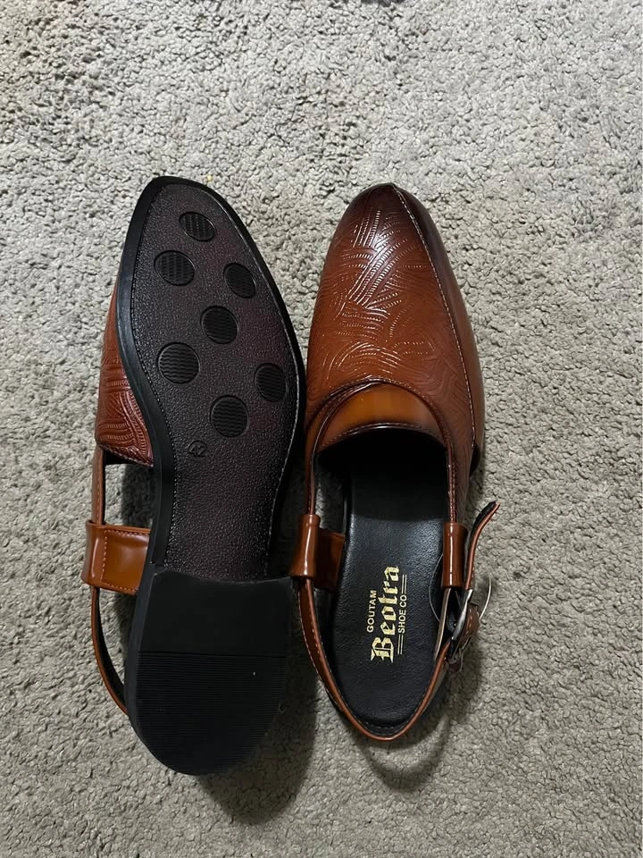 New Brown Leather casual dress shoes (size 42) - photo 2