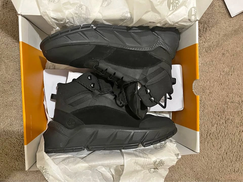 Timberland Turbo Low Hiking Sneaker 'Black’ (size US 10)