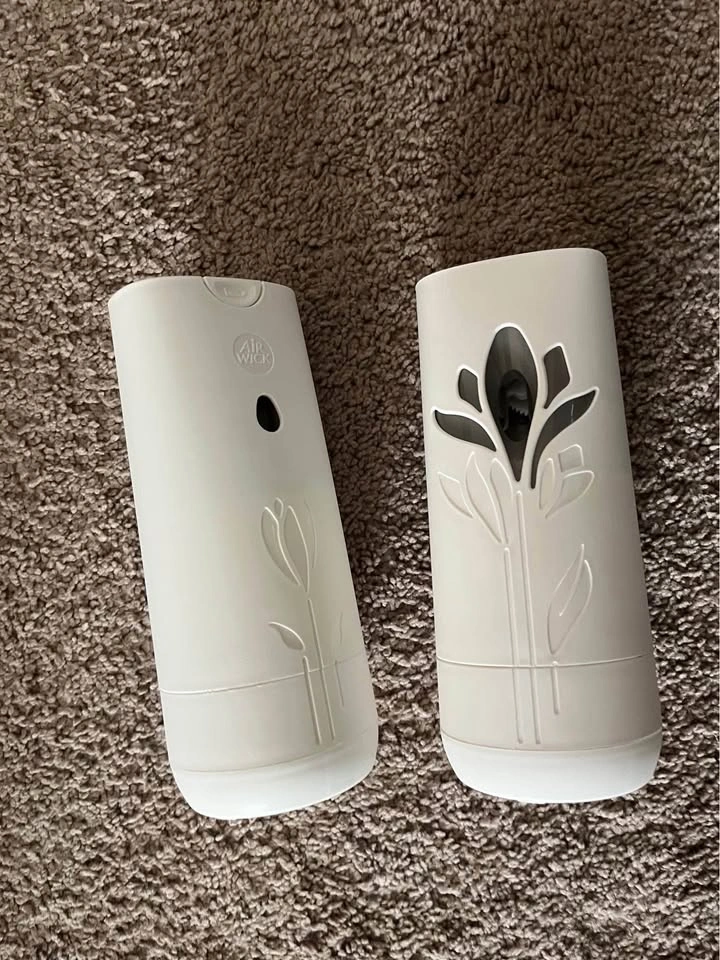 Airwick air freshener dispenser (2 pieces)