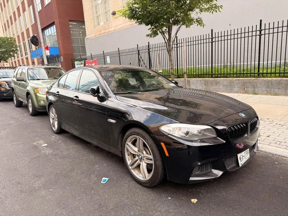 2012 BMW 5 Series · 535i Sedan 4D - photo 2