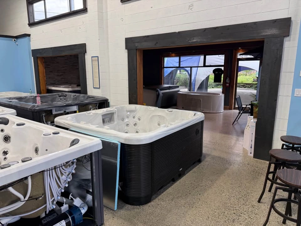 Huge swim spa and hot tub sales event. - photo 4